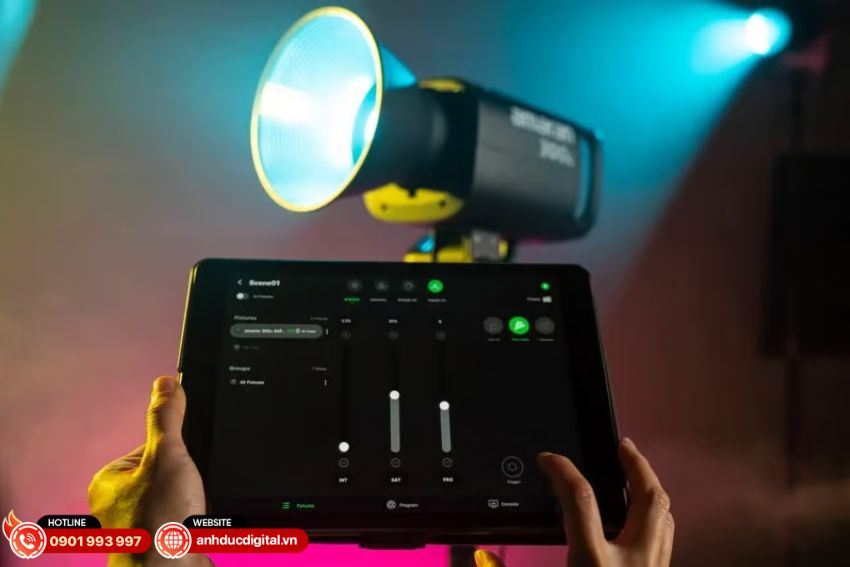 Đèn LED Aputure Amaran 300c RGBWW Full-Color (Chính hãng)