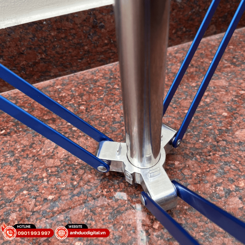 Chân đèn Inox 2.8m
