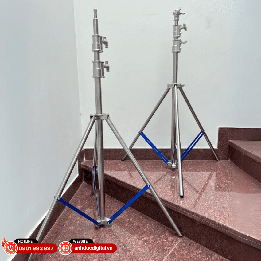 Chân đèn Inox 2.8m
