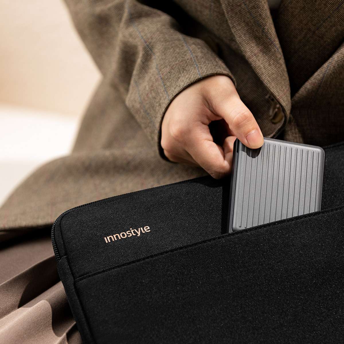 Innostyle OmniProtect Slim 05