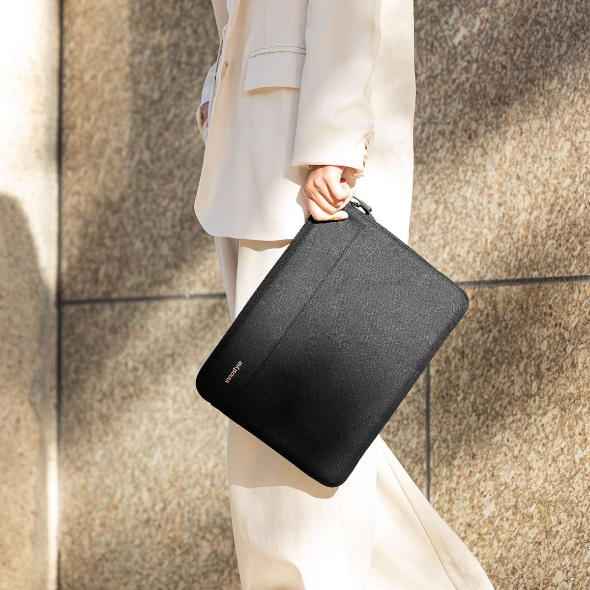 Thiết kế thời trang, tinh tế Slim 06