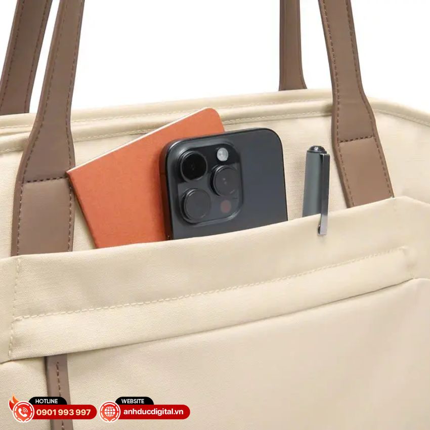 Túi sau của Túi xách Tomtoc (USA) Versatile-T23 Tote Laptop T23-2025 phù hợp với điện thoại, ví tiền,