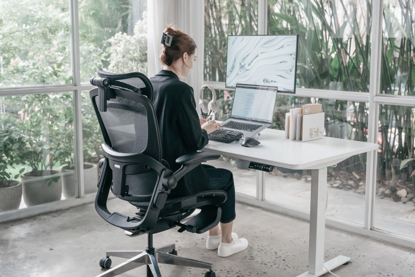 Epione-Easy-Chair-SE-17