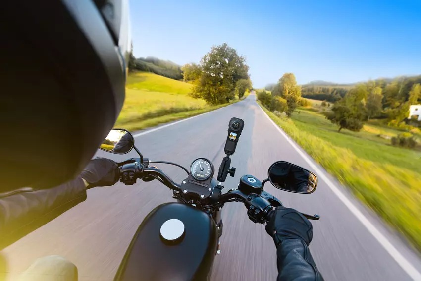 Insta360 One RS 1-inch 360 Edition 13