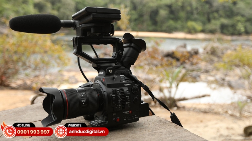 Canon EOS C300 Mark II hỗ trợ tương thích với hơn 90 mẫu ống kính  EF và PL