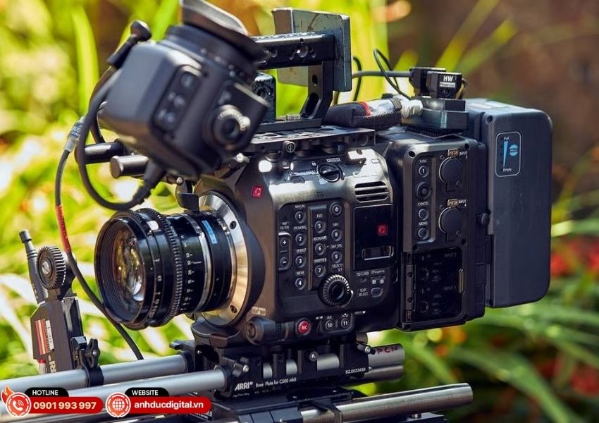 Canon EOS C500 Mark II thiết kế m&ocirc;-đun linh hoạt