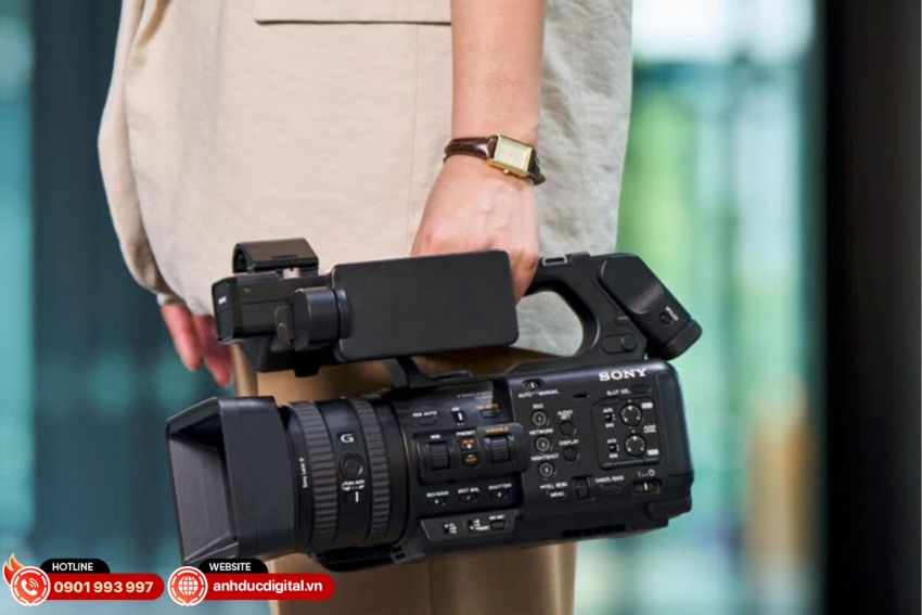 may-quay-phim-sony-hxr-nx800 (5)