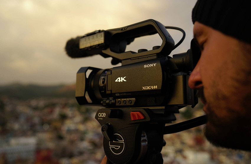 PXW-Z90 02