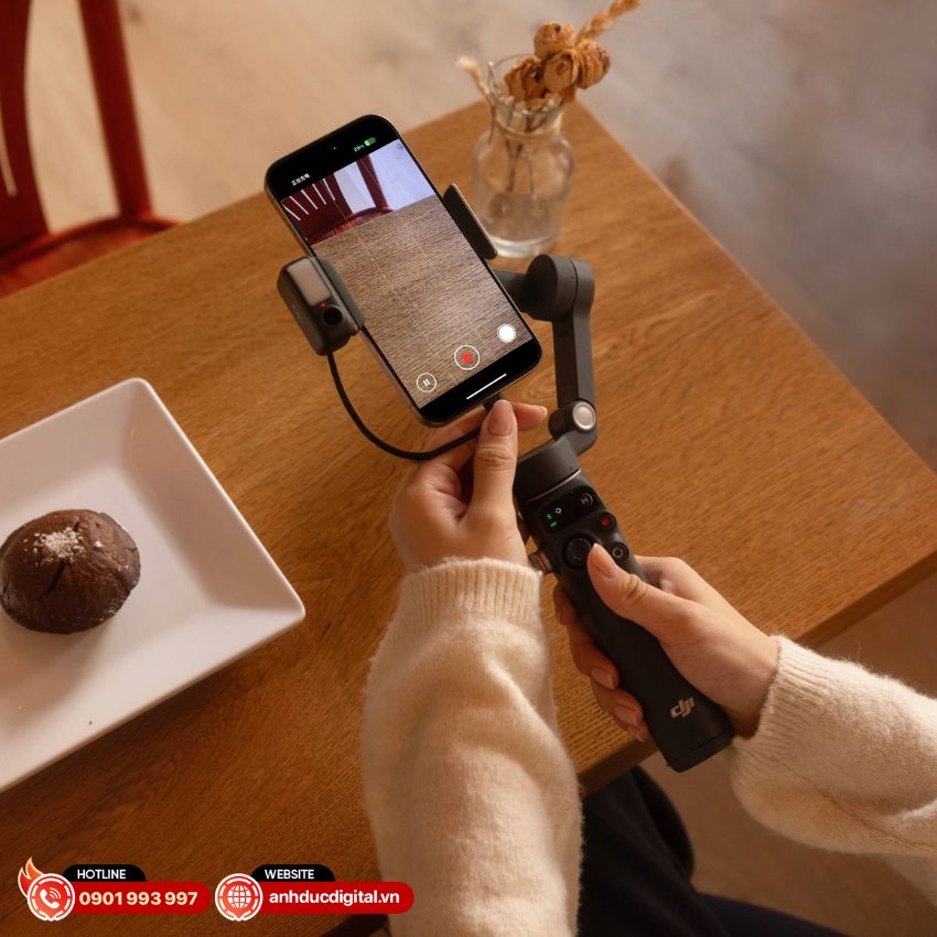 Chuyển đổi linh hoạt giữa camera trước và sau