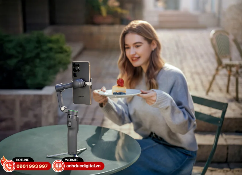 DJI Osmo Mobile 8P được trang bị pin dung lượng 3350mAh