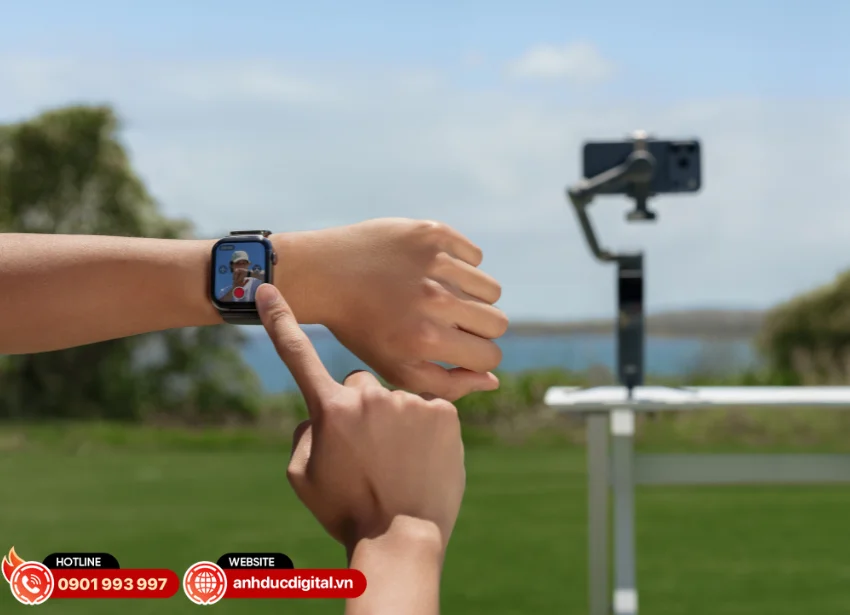 DJI Osmo Mobile 8P c&oacute; Apple DockKit gi&uacute;p kết nối nhanh ch&oacute;ng th&ocirc;ng qua NFC