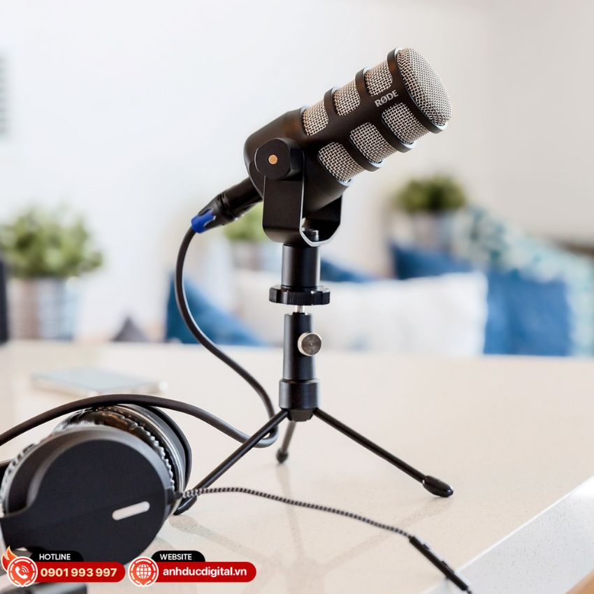 Micro dynamic Rode PodMic luôn linh hoạt trong kết nối