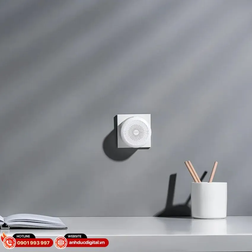 Loa b&aacute;o động 110dB v&agrave; đ&egrave;n LED 16 triệu m&agrave;u t&iacute;ch hợp tr&ecirc;n Aqara M1S Gen 2