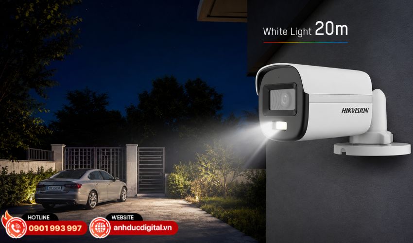 Đ&egrave;n &aacute;nh s&aacute;ng trắng hỗ trợ quan s&aacute;t ban đ&ecirc;m đến 20m