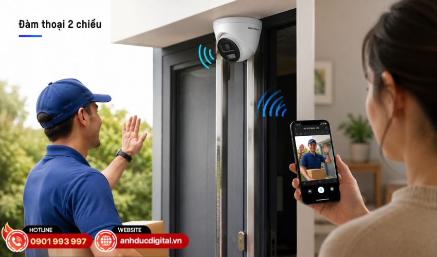 Đ&agrave;m thoại hai chiều với micro v&agrave; loa t&iacute;ch hợp
