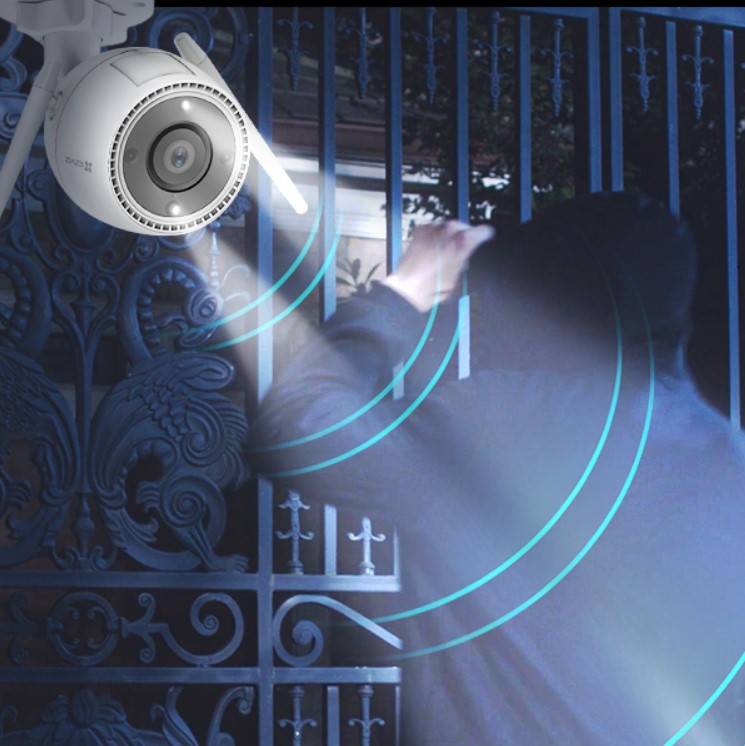 Chủ động phòng vệ bằng ánh sáng và còi báo động