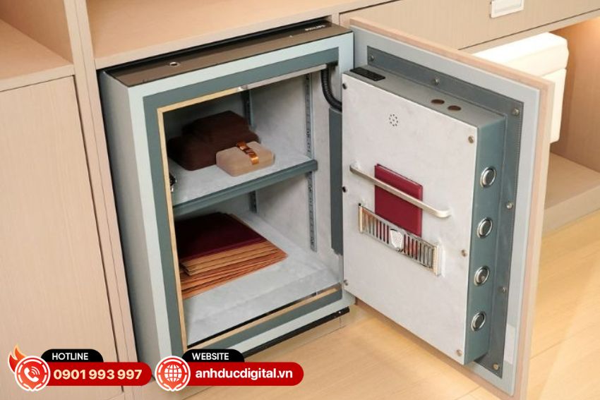 Két sắt SBX330 có không gian bên trong rộng rãi