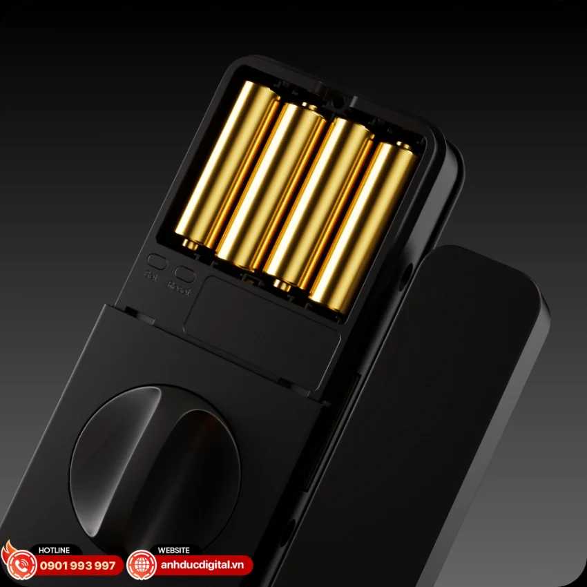 Aqara U500 Rim Lock sử dụng 4 pin AA cho thời gian hoạt động trung b&igrave;nh khoảng 7 th&aacute;ng
