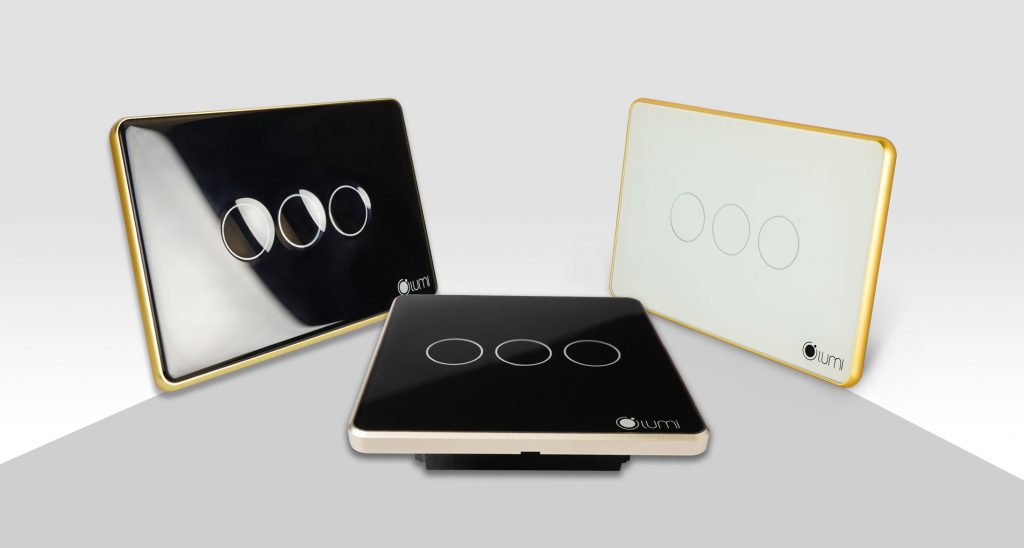 Công tắc cửa cuốn Lumi kính phẳng viền thẳng champagne 2