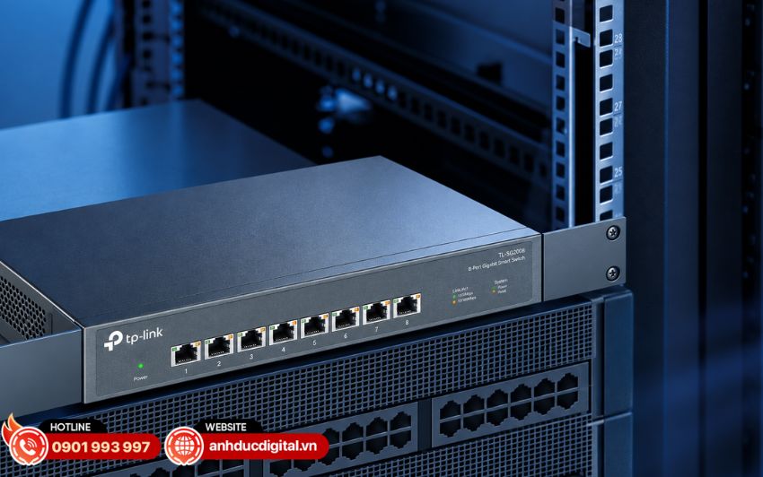 TL-SX1008 sở hữu vỏ kim loại chắc chắn c&ugrave;ng hệ thống l&agrave;m m&aacute;t chủ động&nbsp;