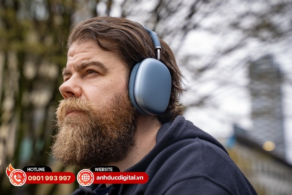 Âm nhạc được trình bày rõ ràng, sắc nét và có độ mạnh vừa phải