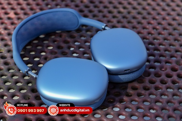 Apple AirPods Max 2 thu hút người dùng là thiết kế tương đối đơn giản, đường nét gọn gàng