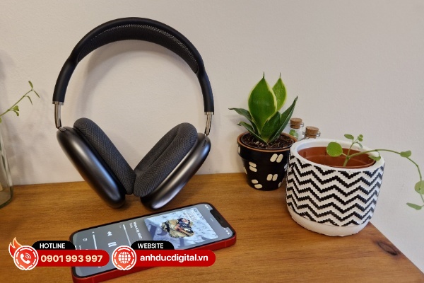 Apple AirPods Max 2 có cải thiện về chất âm so với phiên bản đầu tiên vốn đã được đánh giá cao