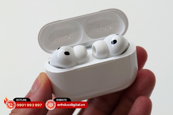 AirPods Pro 3 năm nay có mức giá khởi điểm tương đối cạnh tranh so với các thương hiệu khác