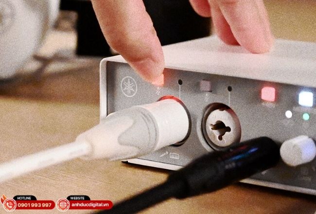 Số kênh cần thiết phụ thuộc trực tiếp vào số nhạc cụ và nguồn âm thu đồng thời, không phải quy mô phòng thu.