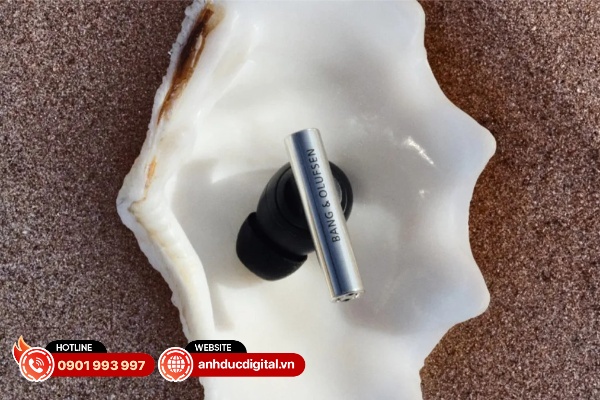 Bang & Olufsen Beo Grace được trang bị một cụm loa titan 12mm được gia công chính xác