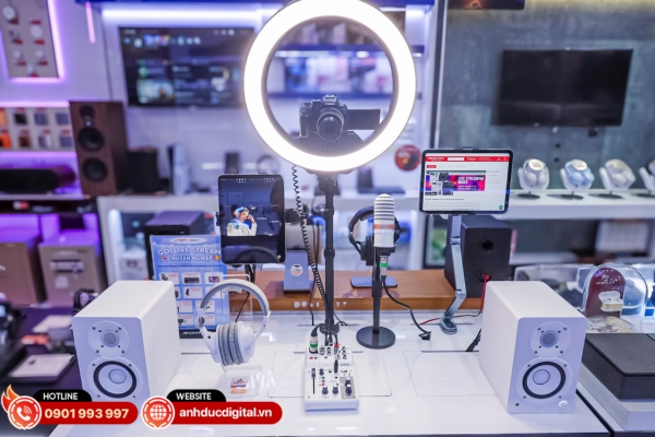 Tham khảo các bộ thu âm livetream chính hãng, giá tốt tại Anh Đức Digital