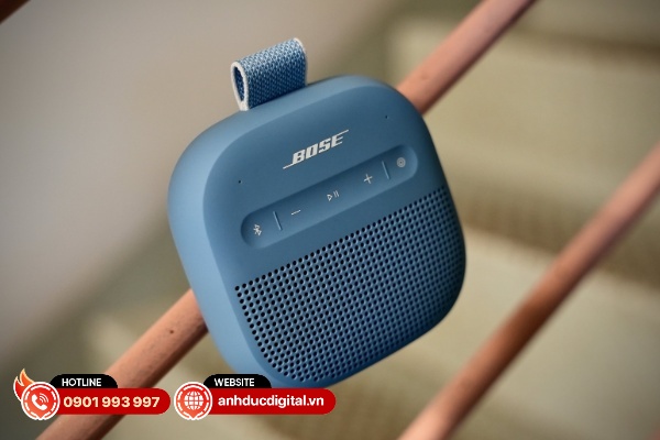 Bose SoundLink Micro 2 mang đến một lượng âm thanh lớn hơn so với kích thước nhỏ bé của chiếc loa này