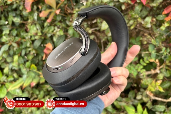 Bowers & Wilkins Px8 S2 sở hữu cụm loa toàn dải hình nón carbon 40mm từ bản Px8