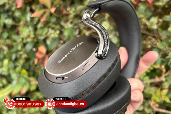 Khó có dòng tai nghe trong cùng phân khúc cao cấp có chất âm sánh kịp với Bowers & Wilkins Px8 S2