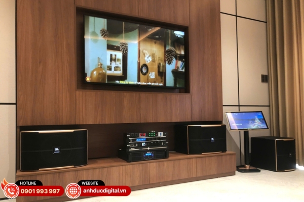 Dàn karaoke JBL DKP70 phối ghép loa và sub JBL, âm thanh mạnh mẽ, bass sâu, phù hợp phòng 20–35m² và trải nghiệm karaoke sống động