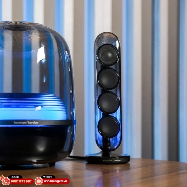 Hiệu ứng ánh sáng LED sinh động của Harman Kardon SoundSticks 5 tạo không gian âm nhạc sống động
