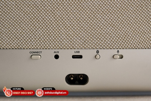 Cổng kết nối và nút kết nối ở mặt sau của Denon Home 400