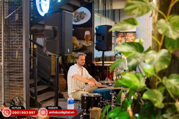 Âm thanh biểu diễn cơ động cho nhà hàng Brewhaha