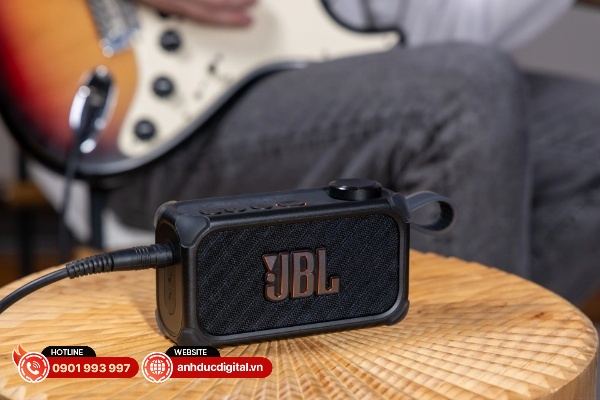 jbl bandbox solo review 6