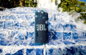 Đánh giá JBL Grip – Hãy “cầm” lấy âm thanh và tận hưởng