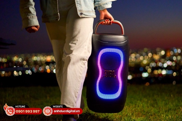 JBL PartyBox 130 và PartyBox 330 hướng đến một thiết kế độc đáo và đậm chất JBL hơn