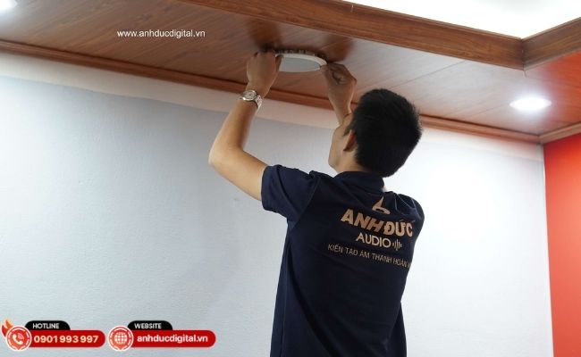 Lựa chọn đúng công suất và trở kháng loa âm trần giúp hệ thống vận hành ổn định và tiết kiệm chi phí đầu tư