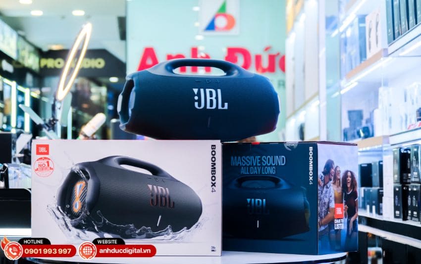 Loa JBL Boombox 4 công suất lớn dành cho tiệc ngoài trời và dã ngoại