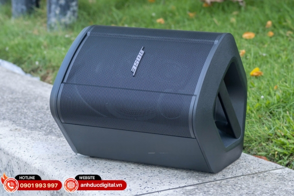 Bose S1 Pro+ là loa di động mạnh mẽ với mixer 3 kênh, âm thanh rộng và pin đến 11 giờ, phù hợp karaoke, acoustic và biểu diễn