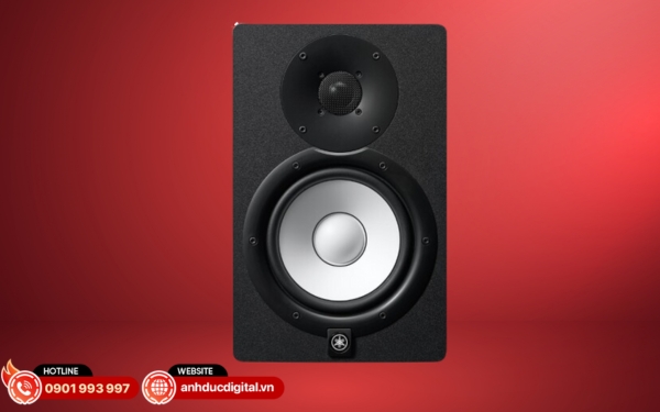 Loa kiểm âm Yamaha HS7 công suất mạnh mẽ, tái hiện âm thanh chính xác cho phòng thu chuyên nghiệp