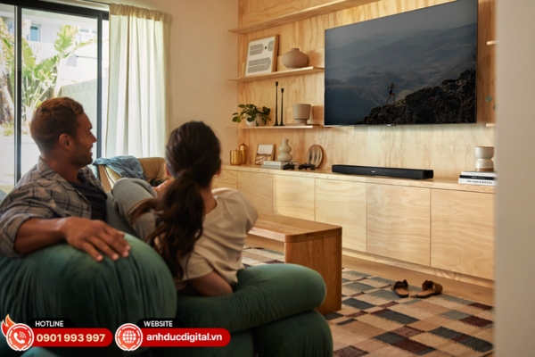 Âm thanh rõ nét, sống động và có chiều sâu hơn nhiều so với loa TV thông thường mang lại trải nghiệm xem phim và nghe nhạc cuốn hút hơn