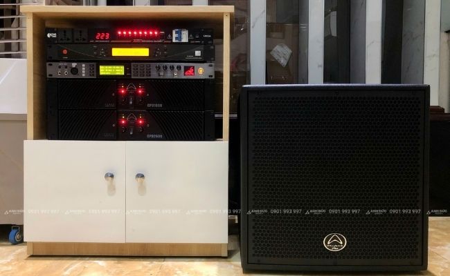 Loa sub công suất lớn, âm bass mạnh mẽ, lý tưởng cho sự kiện ngoài trời