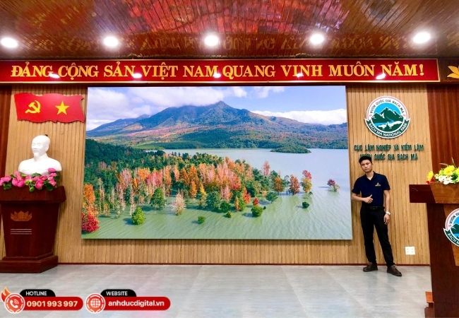 Tránh 7 lỗi phổ biến khi lắp màn hình LED hội trường để không “tiền mất tật mang”