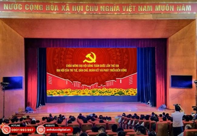 Lắp đúng vị trí – đảm bảo mọi người đều nhìn rõ, không bị che khuất