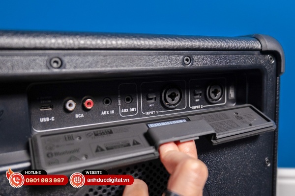 Hệ thống các cổng kết nối dây của Marshall Bromley 450